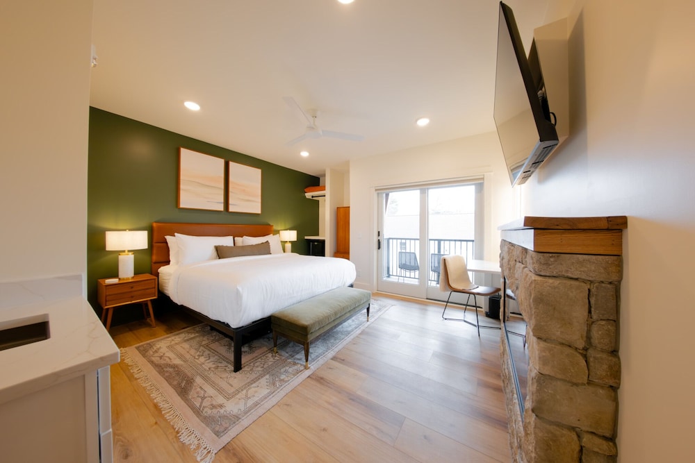 the windmoor hotel