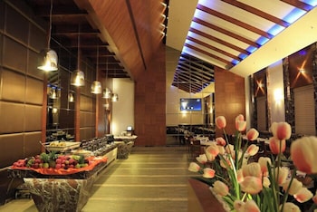 Dhanalakshmi Srinivasan Hotels Pvt Ltd,,3 star