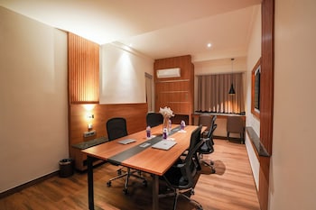 park avenue hotel bannerghata road