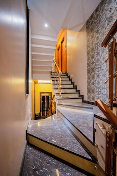 park avenue hotel bannerghata road