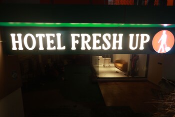 Freshup Hotels,,2 star