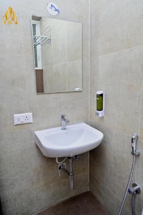 hotel noble nook 100 ft road indiranagar