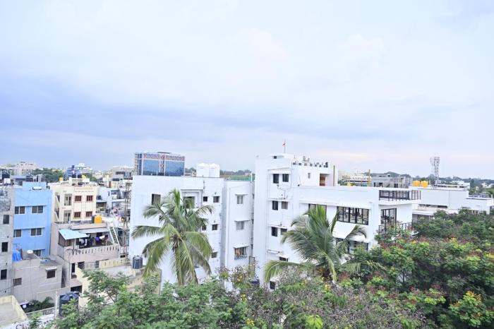 hotel noble nook 100 ft road indiranagar