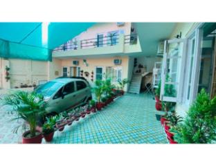 saini guest house