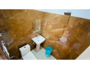 Saini Guest House,,2 star