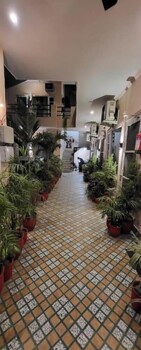 saini guest house