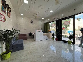 vimla residency hotel near prem mandir