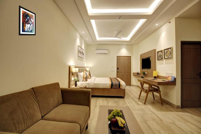 hotel aerotech near delhi airport