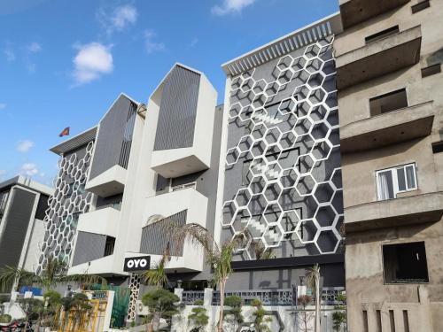 hotel aerotech near delhi airport