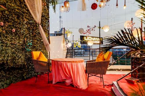 hotel aerotech near delhi airport