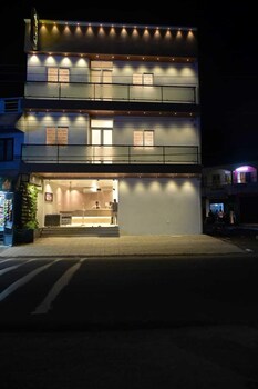sabas courtyard