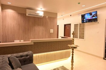 Saba's Courtyard,,2 star