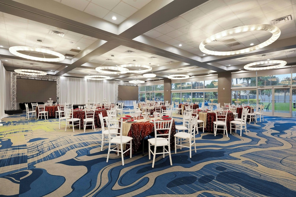 verta hotel mcallen airport
