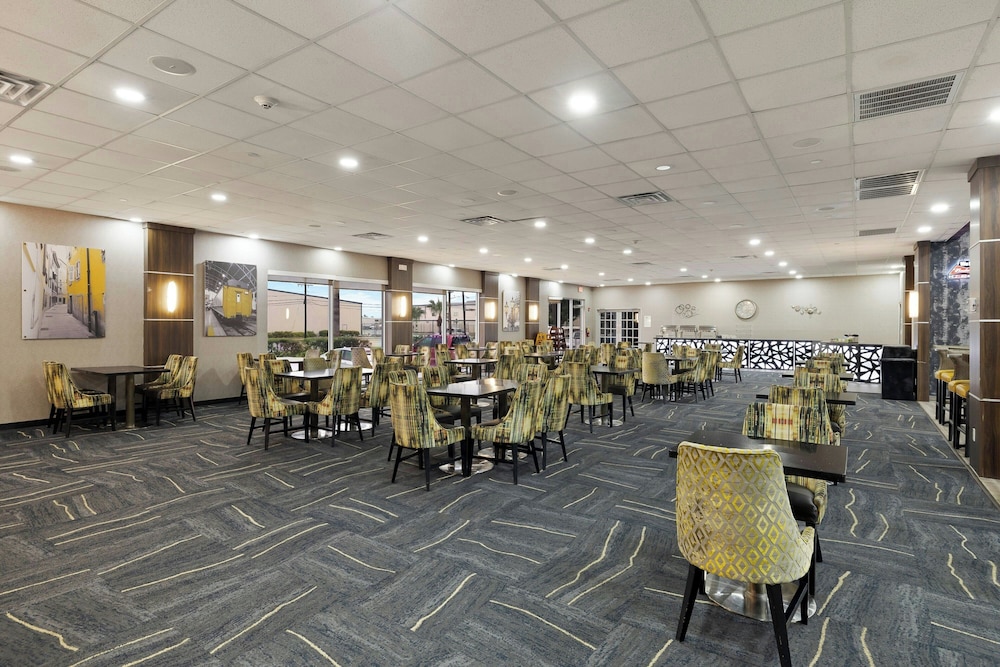 verta hotel mcallen airport