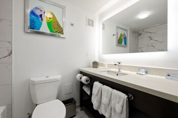 verta hotel mcallen airport