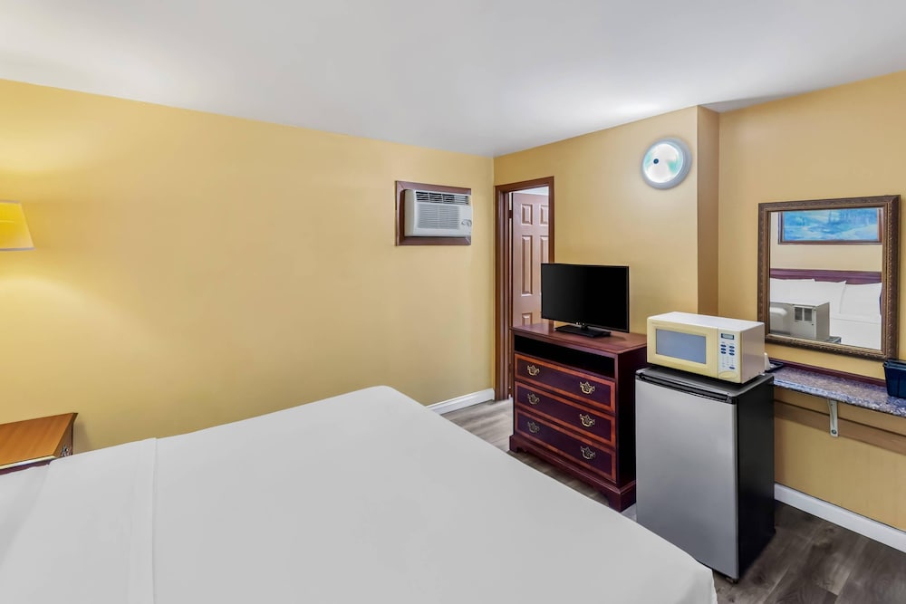 deluxe inn