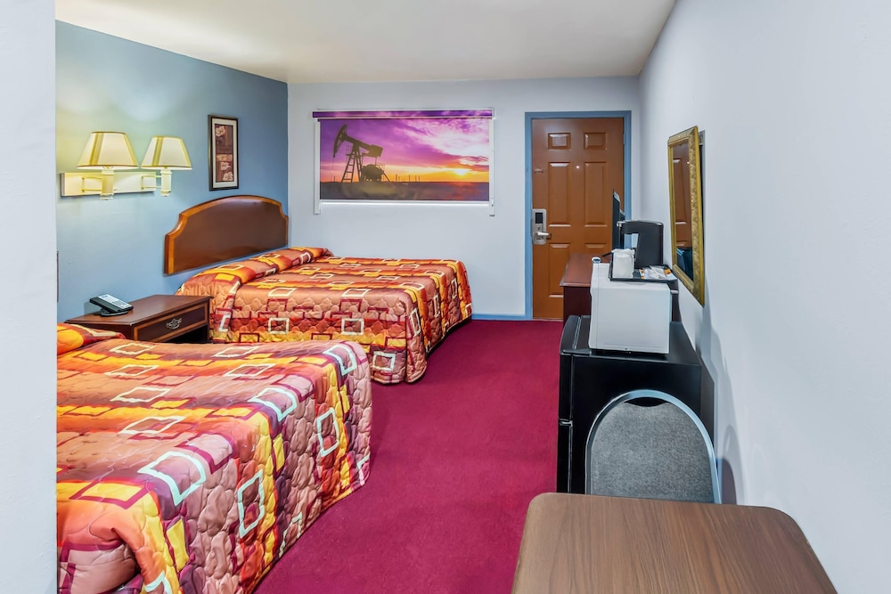 deluxe inn