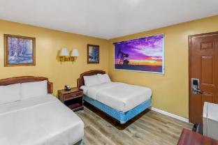 deluxe inn