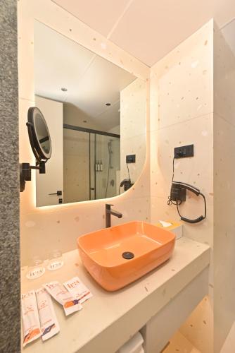 ira by orchid hyderabad hitech city mindspace it park