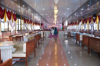 Ghansar Lodge Maharastra Ac Room,,2 star