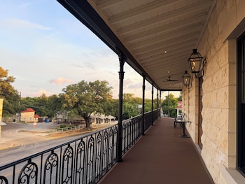 emigrant boutique hotel