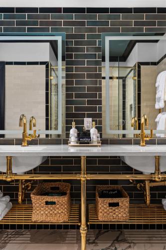 emigrant boutique hotel