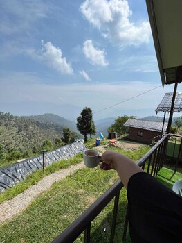 navira hills cottages kanatal