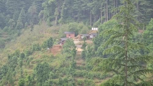 navira hills cottages kanatal