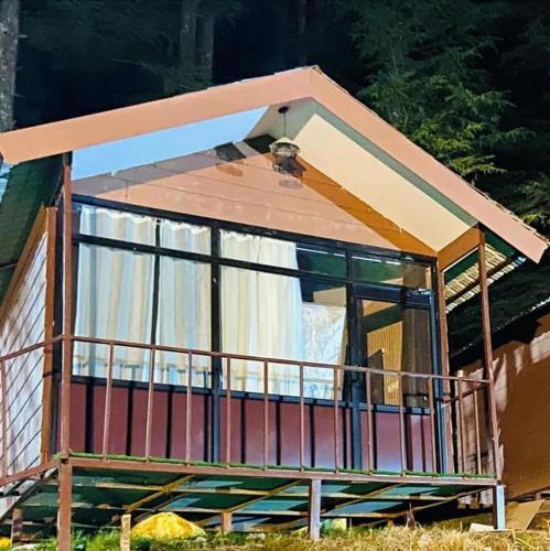 navira hills cottages kanatal