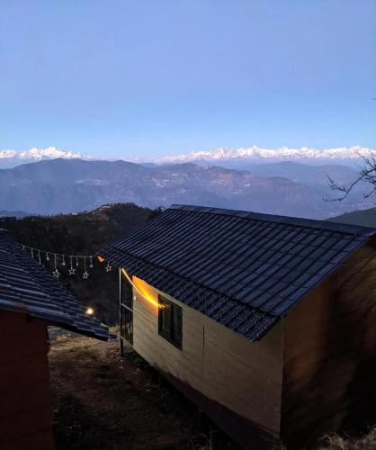 navira hills cottages kanatal