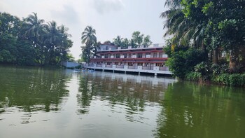 green county wellness retreat