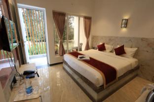 ozone hill resorts