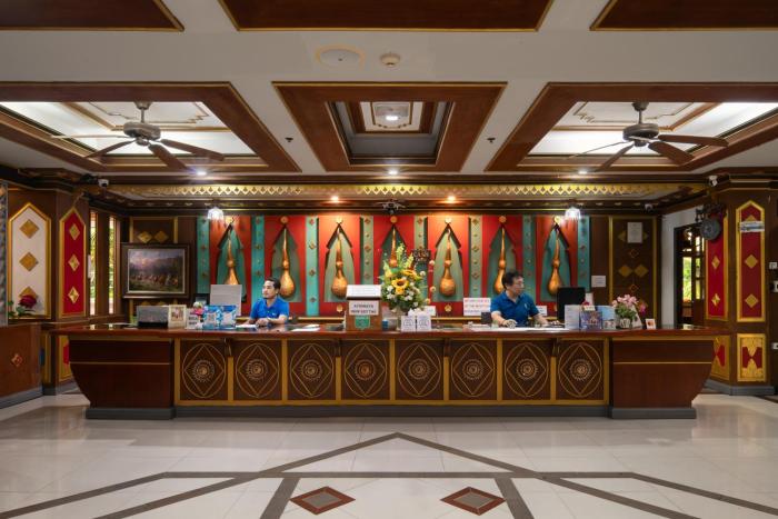 le ayodhaya palace krabi beach resort