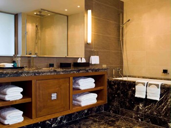 sofitel malabo sipopo le golf