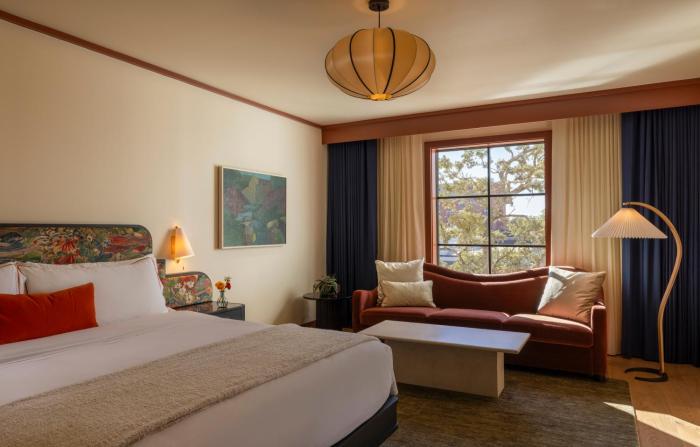 hotel daphne
