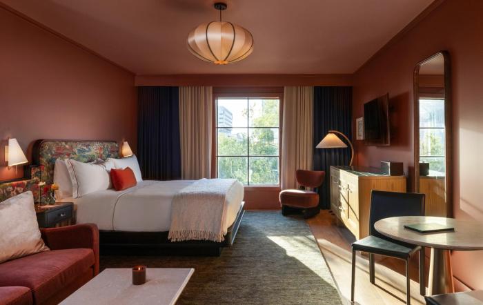 hotel daphne