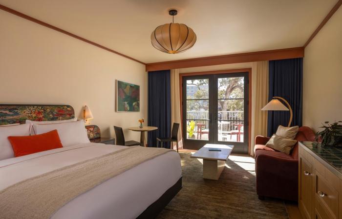 hotel daphne