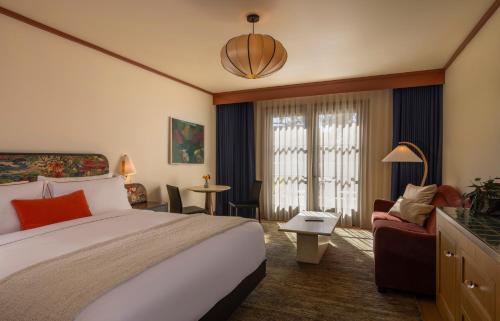 hotel daphne
