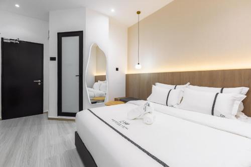 edenwood hotel