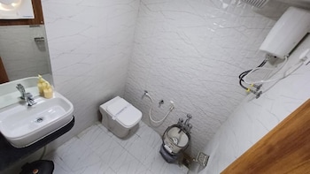 Hotel The Grand Jashi Residency,,4 star