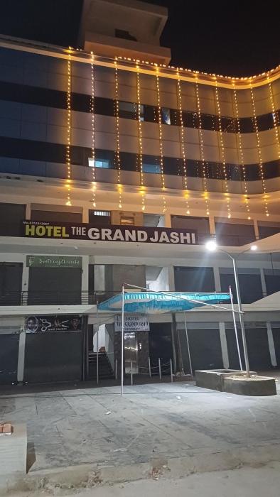 hotel the grand jashi residency