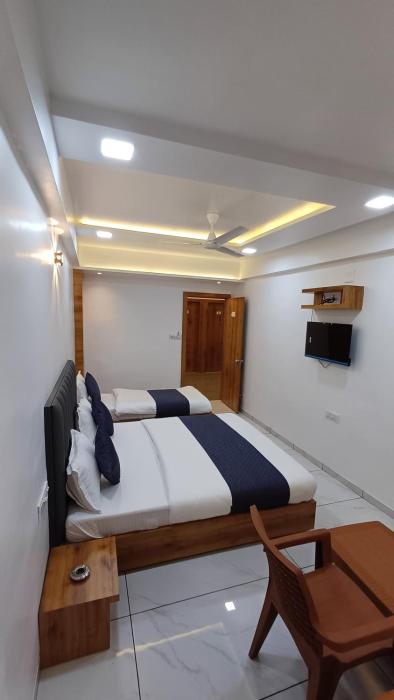 hotel the grand jashi residency