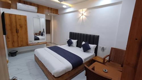 hotel the grand jashi residency