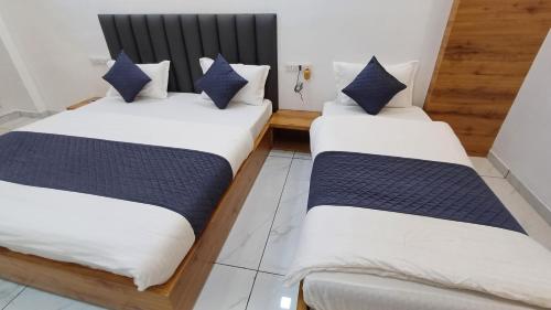 hotel the grand jashi residency