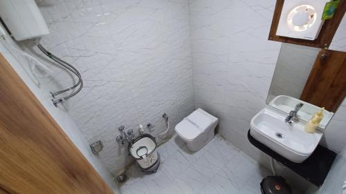 hotel the grand jashi residency