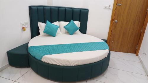 hotel the grand jashi residency