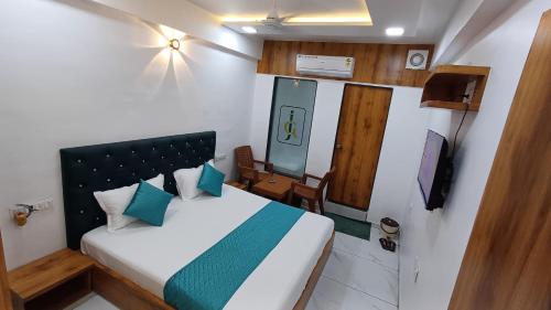 hotel the grand jashi residency