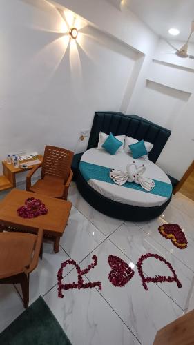 hotel the grand jashi residency