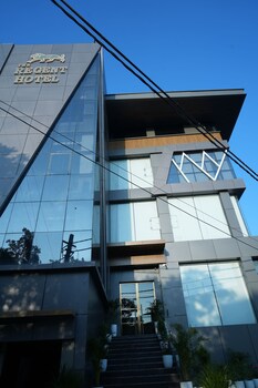 The Regent Hotel,,2 star