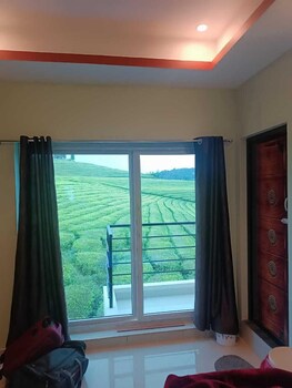 Tea Garden Stays,,3 star